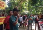 Peternak  Babi Kantongi Izin, Ratusan Warga Tetap Menolak