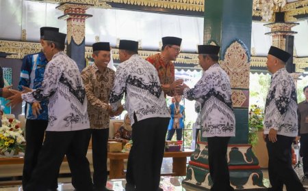 Danang Maharsa Syawalan di Sejumlah Lokasi