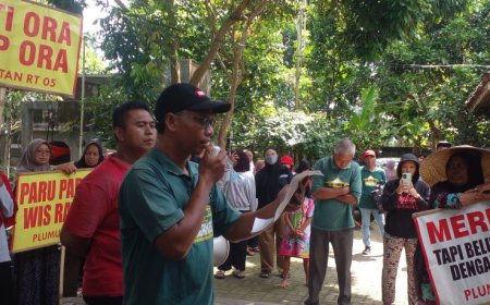 Peternak  Babi Kantongi Izin, Ratusan Warga Tetap Menolak
