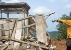 Longsor di Bruno Purworejo, 2 Rumah Tertimbun dan Lainnya Rusak Berat
