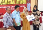 Cegah Stunting, TP PKK Jatinom Klaten Salurkan Bantuan Non Nutrisi