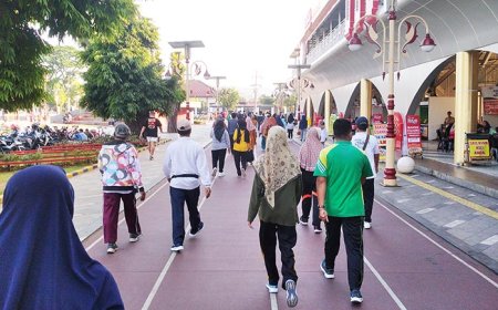 Libur May Day Alun-alun Pancasila Kebumen Ramai