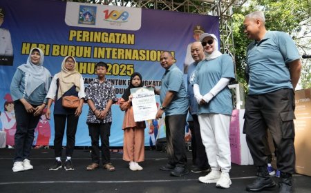Peringati Hari Buruh, Pemkab Sleman Gelar Senam Massal