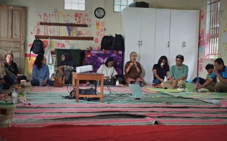 Salam, Sekolah Tanpa Seragam dan Mata Pelajaran di Yogyakarta