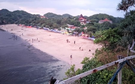 Masih Asri, Pantai Watu Kodok Gunungkidul Cocok untuk Camping Mahasiswa dan Keluarga