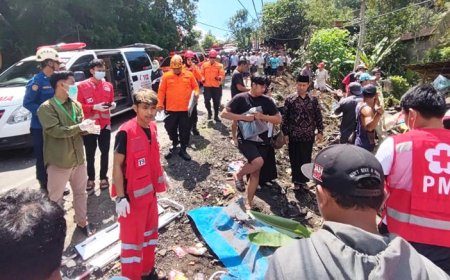 Rombongan Takziah Terlibat Kecelakaan, 11 Meninggal 6 Luka-luka