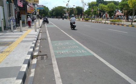 Jalur Sepeda di Kebumen Bukan untuk Parkir