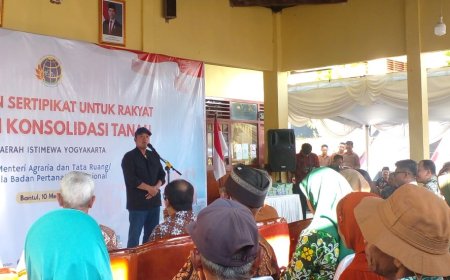 Penantian 82 Tahun, 620 Warga Parangtritis Terima Sertifikat