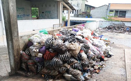 Memprihatinkan, MCK Pasar pedan Rusak dan Jadi Tempat Sampah