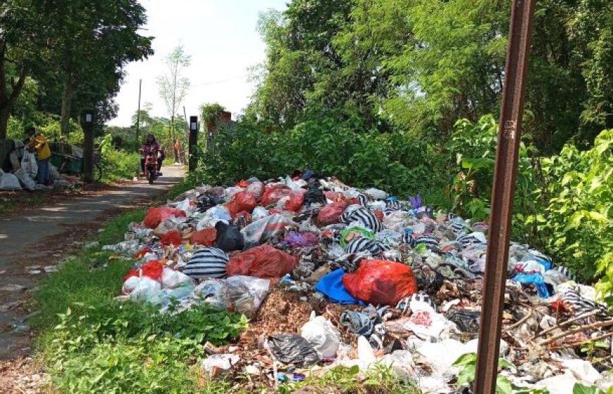 Tumpukan Sampah Masih Banyak Ditemukan di Wilayah Klaten