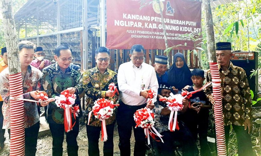 Kandang Merah Putih Charoen Pokphand Berdayakan Disabilitas Gunungkidul Menuju Kemandirian