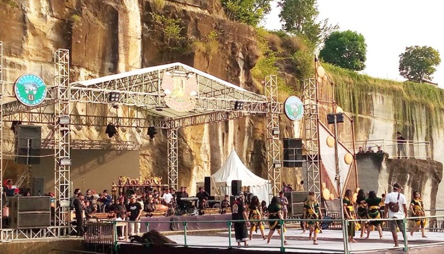 Perayaan Satu Dasawarsa Tebing Breksi Menyatu dalam Nadi Merti Desa Sambirejo