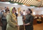 Menunggu 34 Tahun, Akhirnya 40 Warga Keseneng Purworejo Menerima Sertipikat Rumah Sub Inti