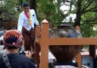 Ribuan Orang Memadati Makam Raja-raja Mataram, Demi Air Kurasan Enceh