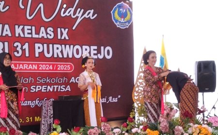 SMPN 31 Purworejo Gelar Purna Widya Kelas IX
