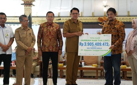 Bukan Cuma Dapat Uang, Korban PHK Pabrik Terbakar di Sleman Dapat Tiga Lapis Jaring Pengaman