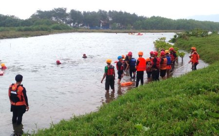 Tim SAR Kokam Muhammadiyah Mengikuti Pelatihan Water Rescue