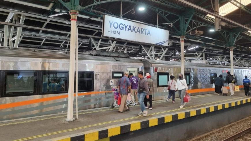 Penumpang KA di Daop 6 Meningkat Selama Libur Panjang Akhir Mei
