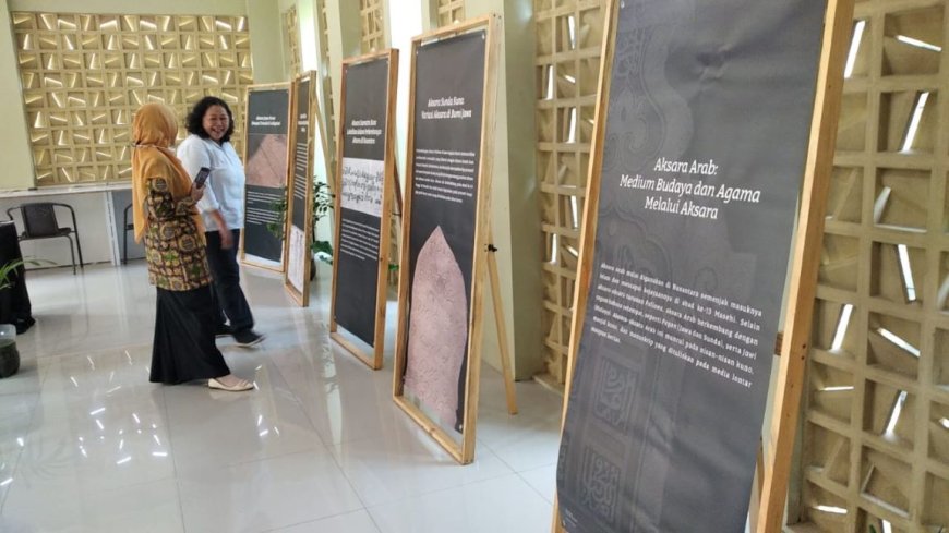 Perkumpulan Ahli Epigrafi Gelar Pameran Aksara Kuno di Kebumen