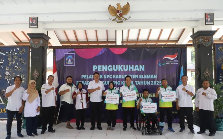 Atlet Pelatkab Sleman 2025 Dikukuhkan, Peraih Medali Peparnas XVII Peroleh Tali Asih