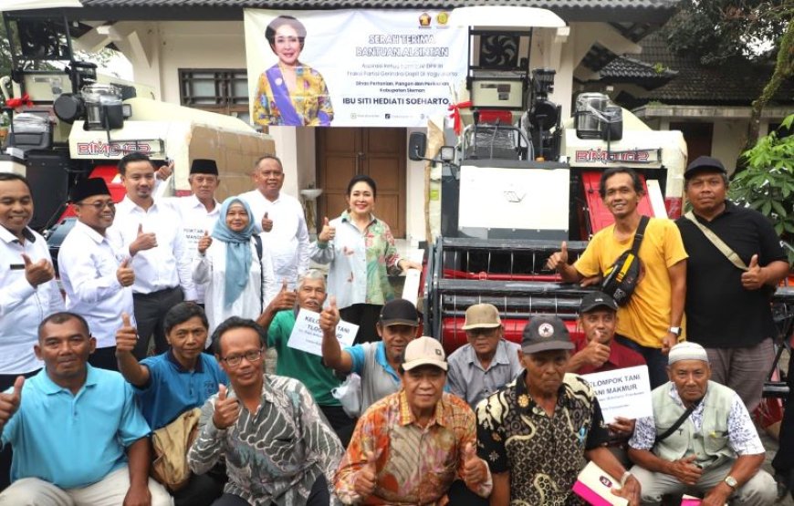 Titiek Soeharto Serahkan Bantuan Alsintan untuk Petani Sleman