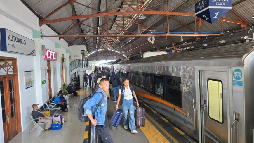 Penumpang KA dari Stasiun Kutoarjo Meningkat