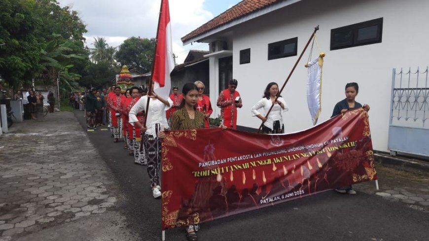 GKJ Patalan Bantul Gelar Kirab Undhuh-undhuh