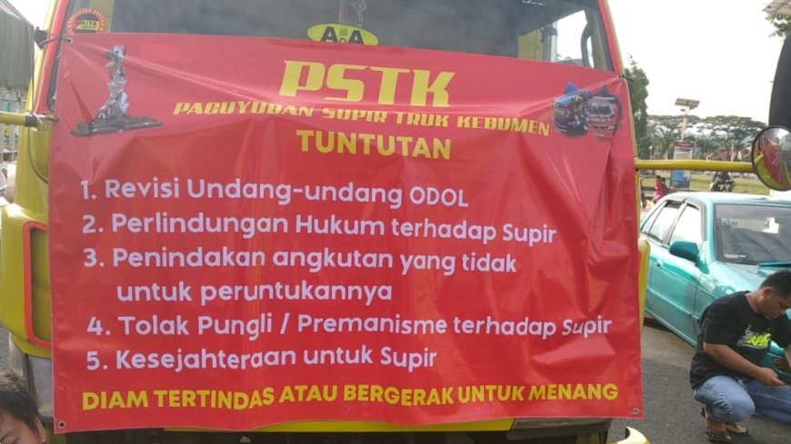 Ratusan Sopir Truk ODOL Mendatangi DPRD Kebumen