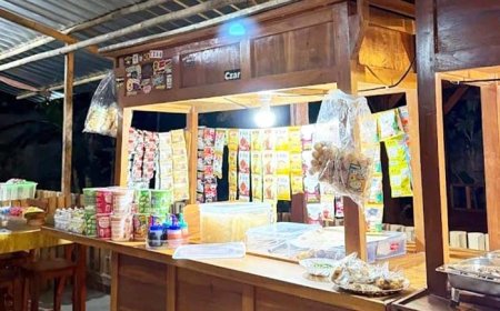 Saat Batu Merapi Jadi Kanvas: Watu Kuro, Angkringan Seni Besutan Alumnus Filsafat UGM