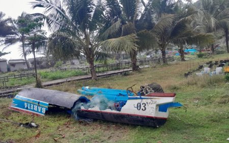 Nelayan Kebumen Tinggalkan 15 Perahu di Tengah Laut Saat Gelombang Tinggi