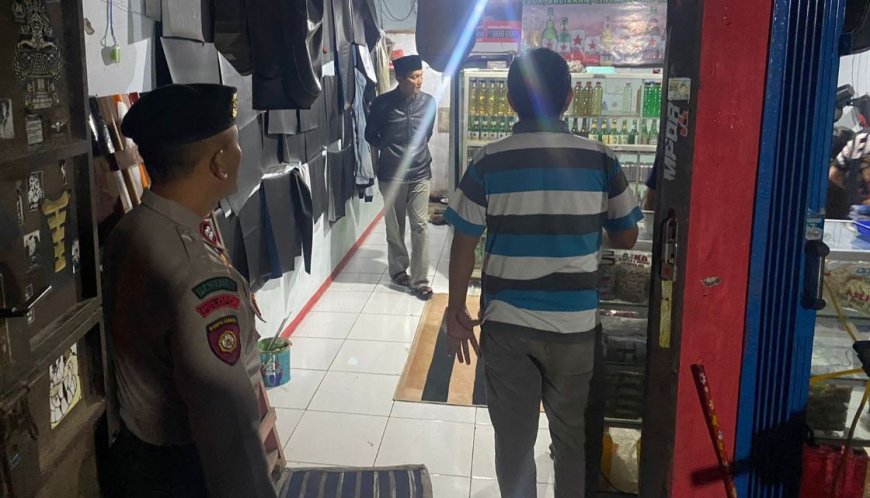 Polisi di Kebumen Gerebek Toko yang Menjual Minuman Beralkohol Ilegal