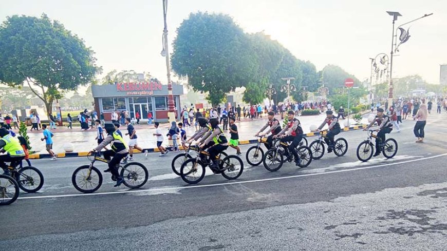 Kawasan "Car Free Day" Kebumen, Polisi Patroli Bersepeda