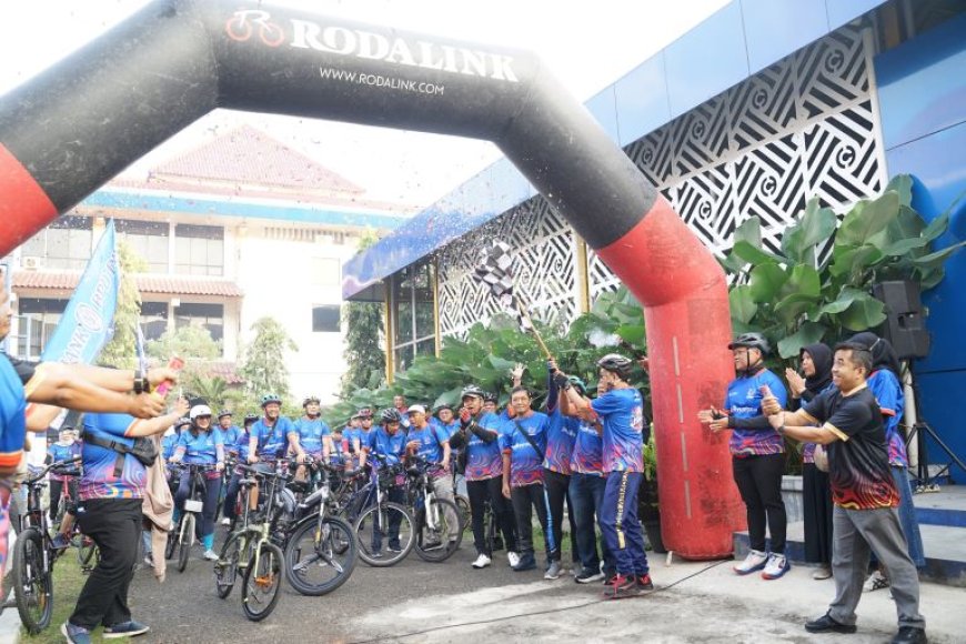 Melintasi Rute Bersejarah di Sedayu, Gowes Ceria Merekatkan PTS di DIY