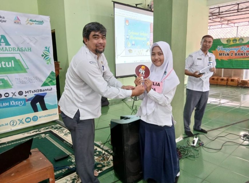 KPU Bantul Melaksanakan Pendidikan Pemilu Saat MPLS dan Matsama
