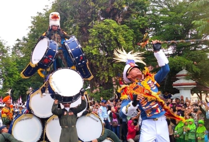 Hadiah Istimewa Usai Tampil di Prancis, Drumband AAU Memukau Warga Purworejo