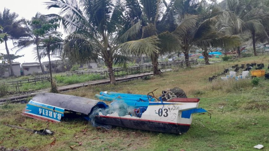 Nelayan Kebumen Tinggalkan 15 Perahu di Tengah Laut Saat Gelombang Tinggi