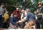 Ribuan Warga Saksikan Upacara Adat Saparan Bekakak di Ambarketawang
