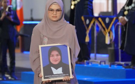 Momen Haru Wisuda UAD, Kakak Gantikan Sang Adik yang Telah Tiada