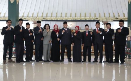 Bupati Harda Mengukuhkan Anggota Dewan Pendidikan Kabupaten Sleman 2025-2030