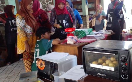 Pelatihan Tata Boga di PKBM Mandiri Disambut Antusias