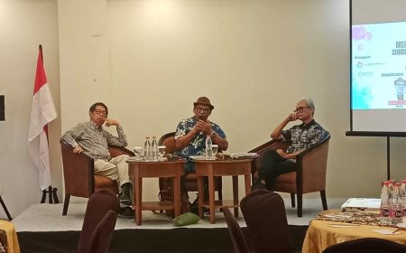 Undang Profesor dan Kurator, Dumadi Gelar Diskusi Bahas Surealisme