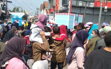 Karnaval HUT ke-80 RI di Kebumen Jadi Ajang Promosi