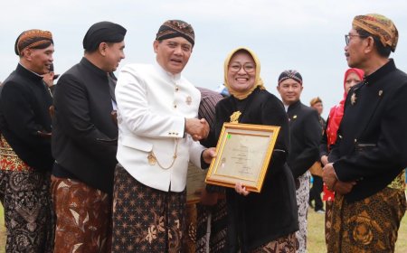 Kebumen Memperoleh Dua Penghargaan Sekaligus dari Gubernur Jateng