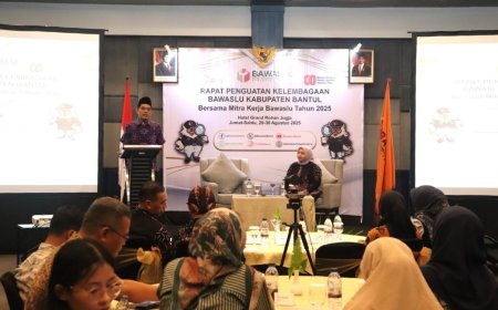 Bersama Mitra Kerja, Bawaslu Bantul Gelar Rapat Penguatan Kelembagaan
