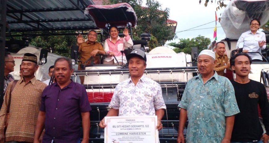 Titiek Soeharto ke Bantul Serahkan Bantuan Alsintan, Jangan Ada Pungutan