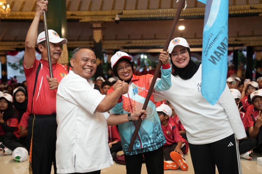 Pemkab Sleman Lepas Atlet dan Ofisial Porda XVII dan Peparda IV DIY 2025