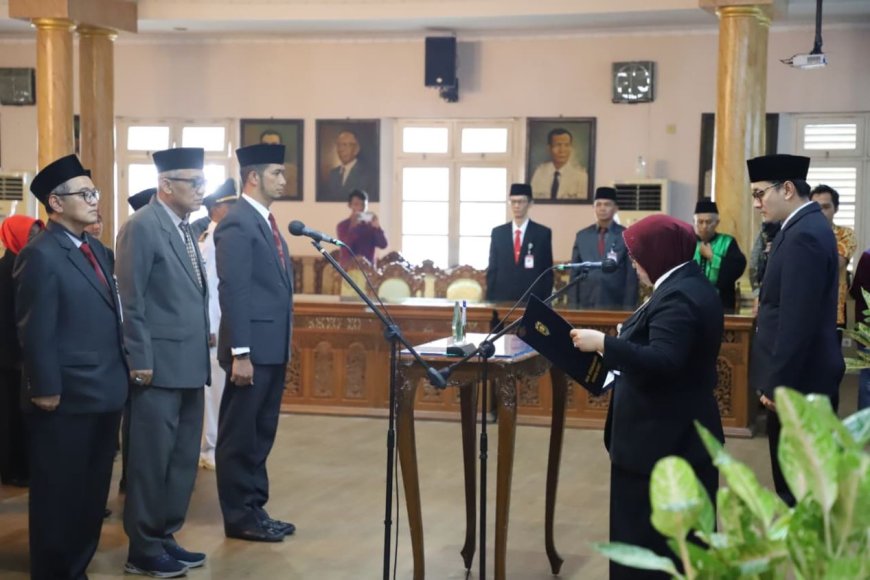 Tolkha Amarudin Dilantik sebagai Penjabat Sekda Purworejo