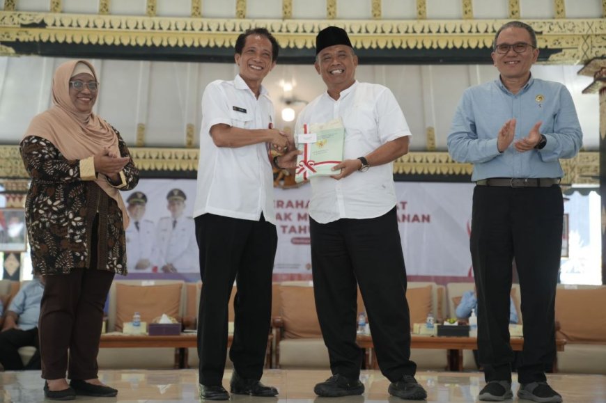 Sebanyak 171 Sertifikat Tanah Kasultanan Diserahkan ke Pemkab Sleman