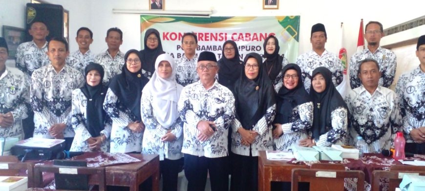 Pengurus Cabang PGRI Bambanglipuro Teken Pakta Integritas