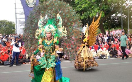 SMPN 2 Purworejo Juara Pertama Karnaval Parade Kreatif HUT RI